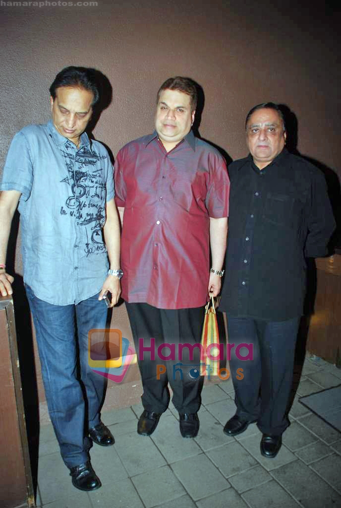 Ramesh Taurani at Akshay Kapoor's birthday bash in Aurus on 17th Sep 2009 