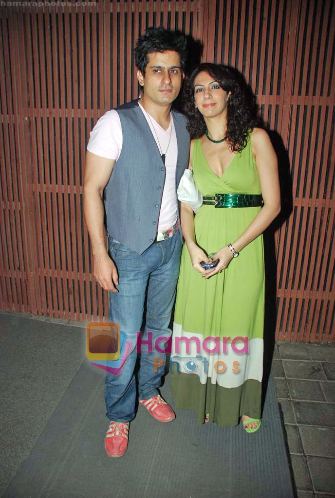 at Akshay Kapoor's birthday bash in Aurus on 17th Sep 2009 