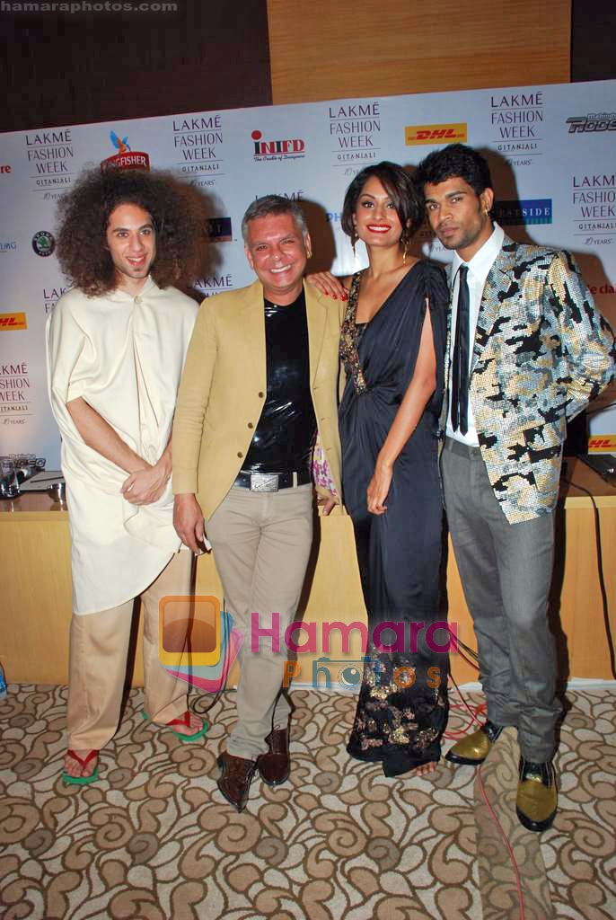 at the Lakme Fashion Week 09 Day 3 on 20th Sep 2009 