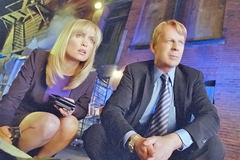 Bruce Willis, Radha Mitchell in still from the movie SURROGATES