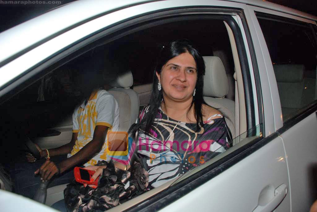 anna singh at Salman Khan's Eid party in Salman's residence, Mumbai on 21st Sep 2009 