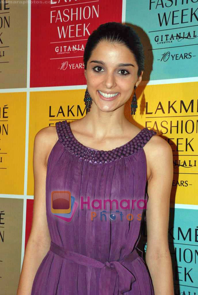 at the Lakme Fashion Week 09 Day 4 on 21st Sep 2009 