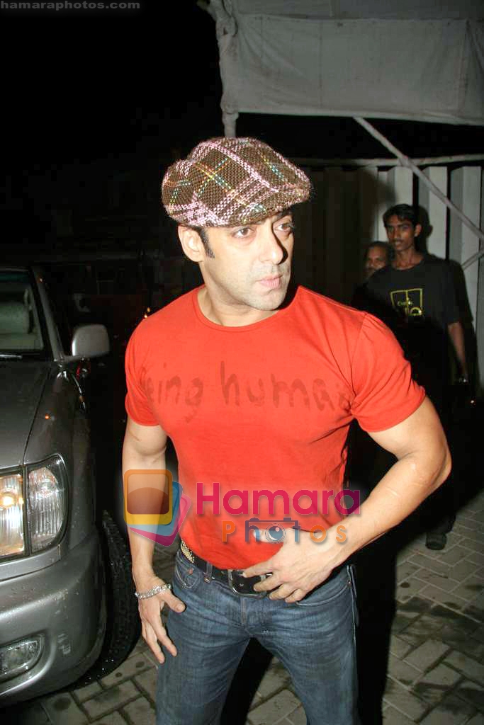 Salman Khan at Kanchivaram success bash in Cest La Vie on 22nd Sep 2009 