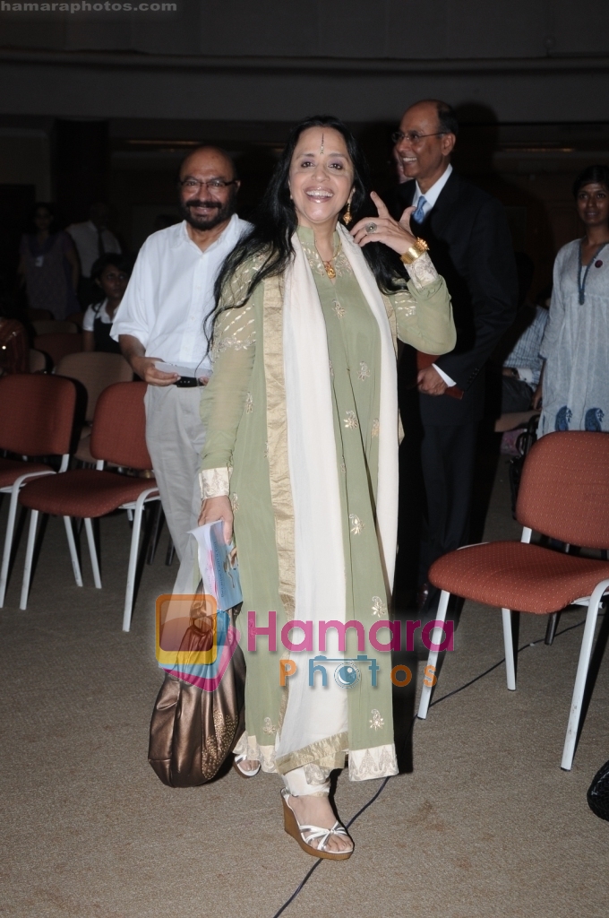 Ila Arun at the Press Release of Plan India's BIAG Report Because I am a Girl 2009 Edition in Mumbai on 22nd Sep 2009