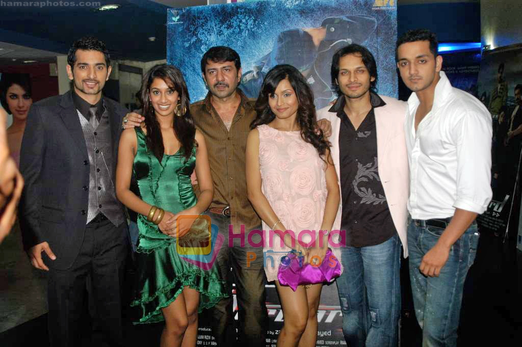 Siddhant Karnick, Sabina Sheema, Bhavna Pani, Akshay Kapoor, Rehan Khan at Fast Forward film premiere  in Fame on 23rd Sep 2009 