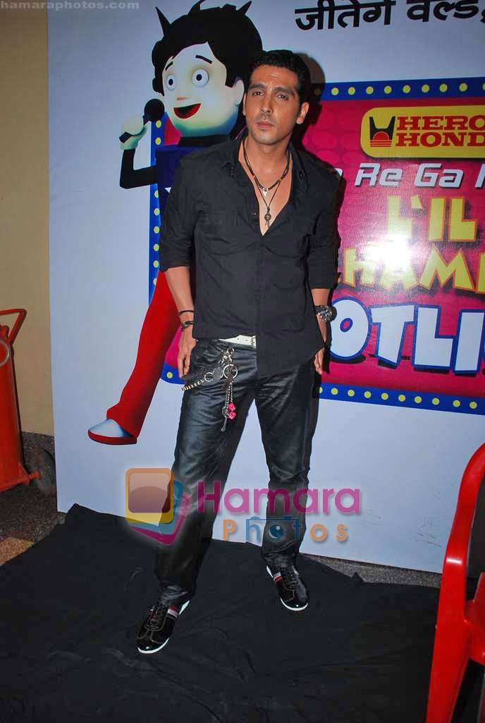 Zayed Khan on the sets of Saregama Lil Champs in Famous Studios on 29th Sep 2009 
