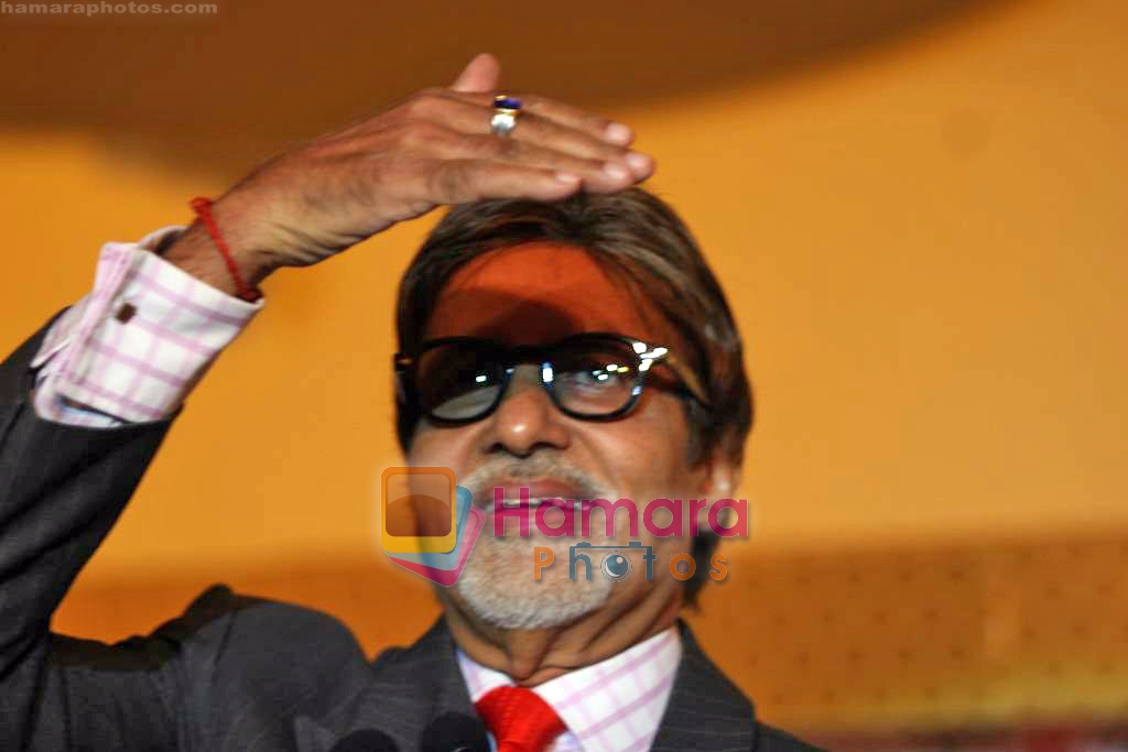 Amitabh Bachchan promotes Dabur in J W Marriott on 1st Oct 2009 