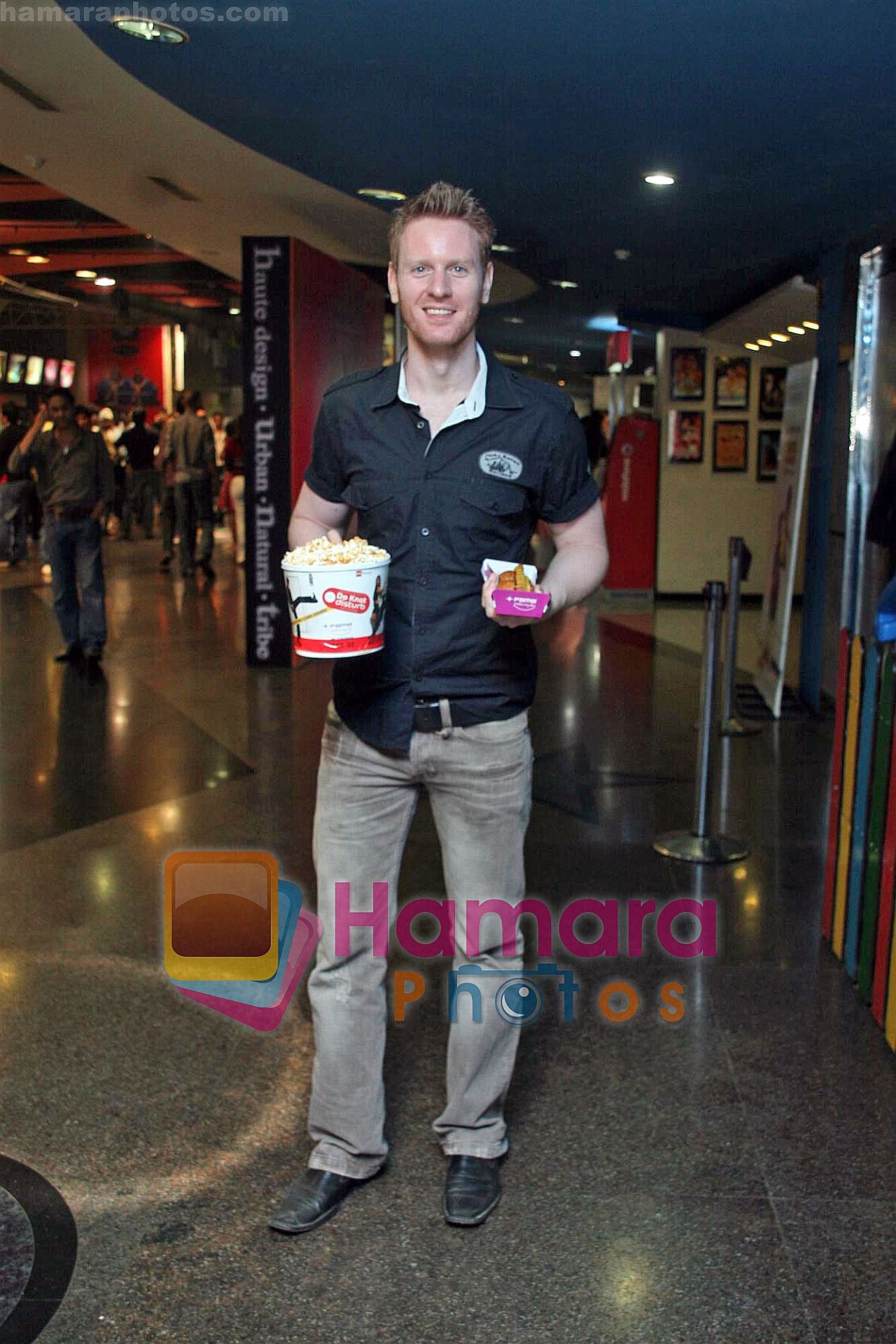 Alex at Inglorious bastards movie premiere in Mumbai on 2nd Oct 2009 