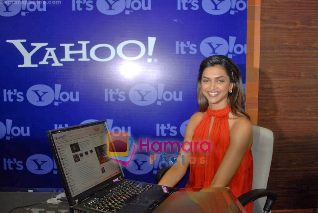 Deepika Padukone launches Yahoo's new look in Yahoo Office on 10th Oct 2009 