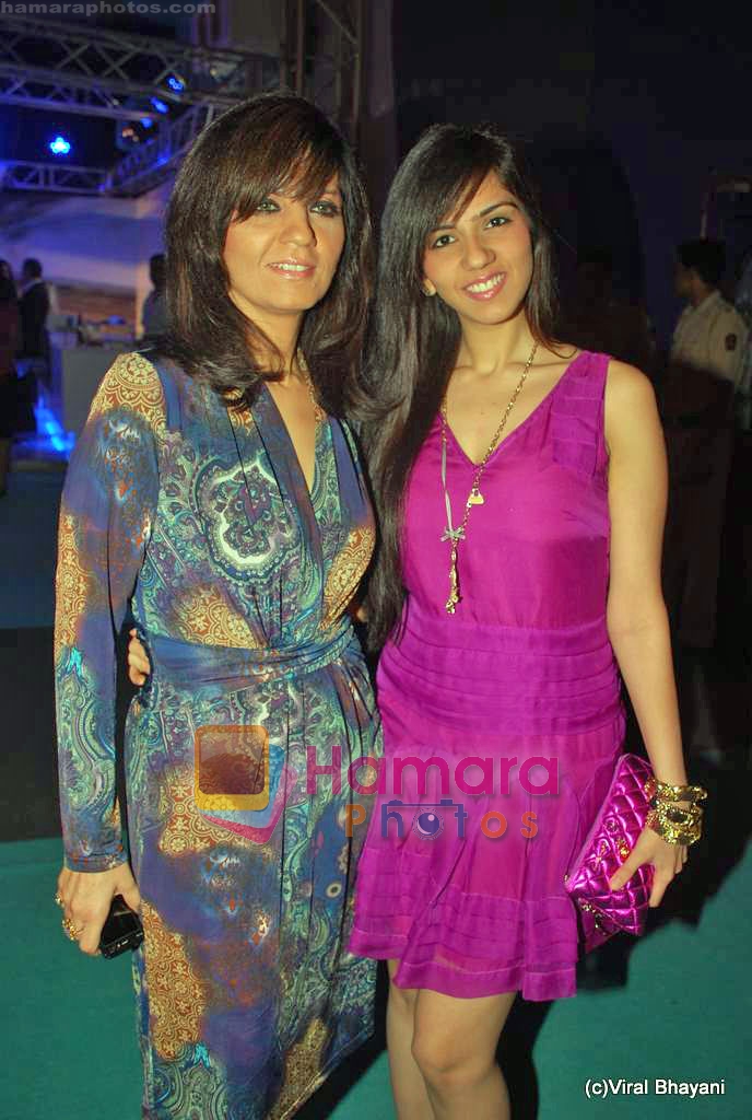 Neeta and Nishka Lulla at Being Human Show in HDIL Day 2 on 13th Oct 2009 