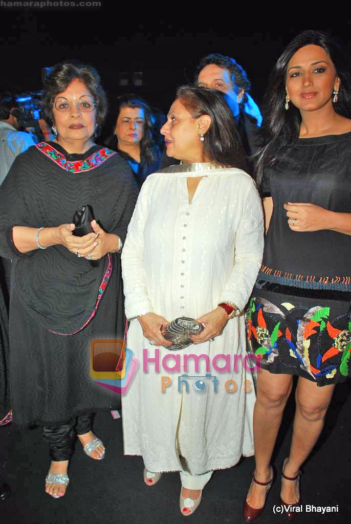 Jaya Bachchan at Karan Johar Show in HDIL Couture Week, Mumbai on 16th Oct 2009 
