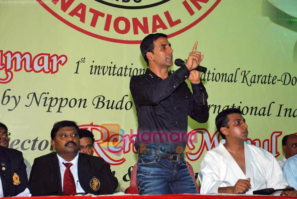 Akshay Kumar at 1st Invitational Open National Karate Championship in Andheri Sports Complex, Mumbai  on 21st Oct 2009