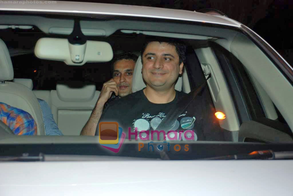 Goldie Behl at Hrithik's mom Pinky Roshan's bash in Juhu Residence on 25th Oct 2009 