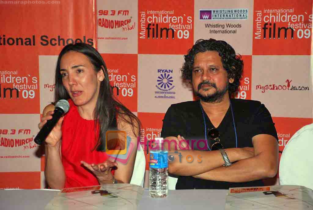 Amol Gupte at Mumbai International Children's Film Festival press meet in NCPA on 6th Nov 2009 
