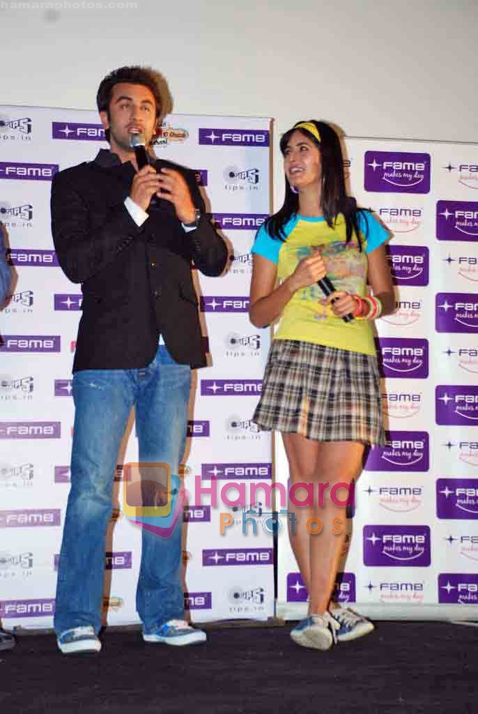Katrina Kaif, Ranbir Kapoor at Fame, Malad on 8th Nov 2009 