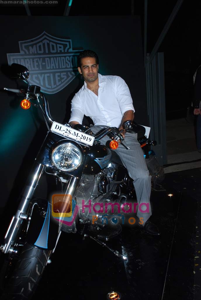 Upen Patel at Harley Davidson bash hosted by Arju Khanna in Tote on 14th Nov 2009 