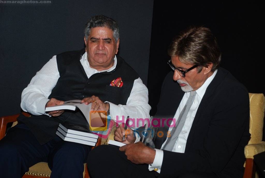 Amitabh Bachchan at the launch of Om Puri's biography titled Unlikely Hero in ITC Grand Central, Mumbai on 23rd Nov 2009 