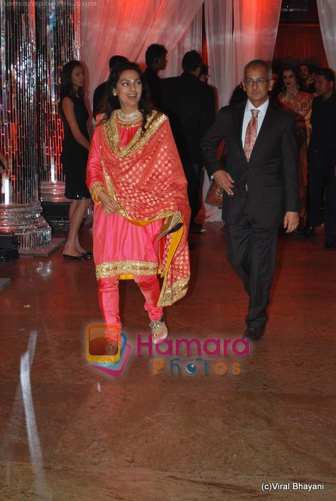 Juhi Chawla at Shilpa Shetty and Raj Kundra's wedding reception in Mumbai on 24th Nov 2009 