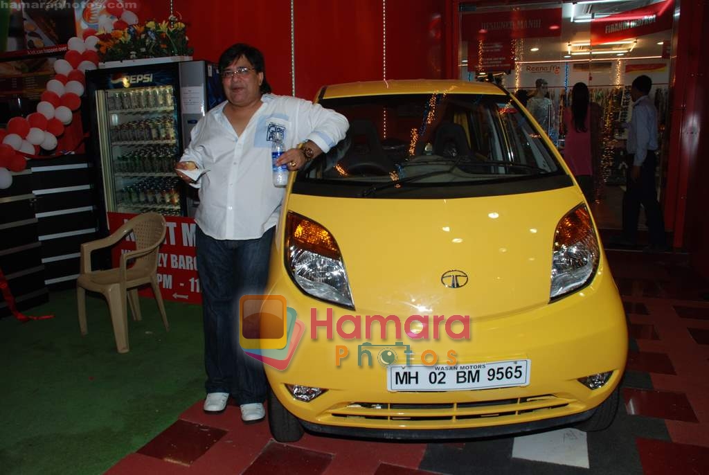 at the launch of Coffee Express at Firangi Market in Lokhandwala on 25th Nov 2009 