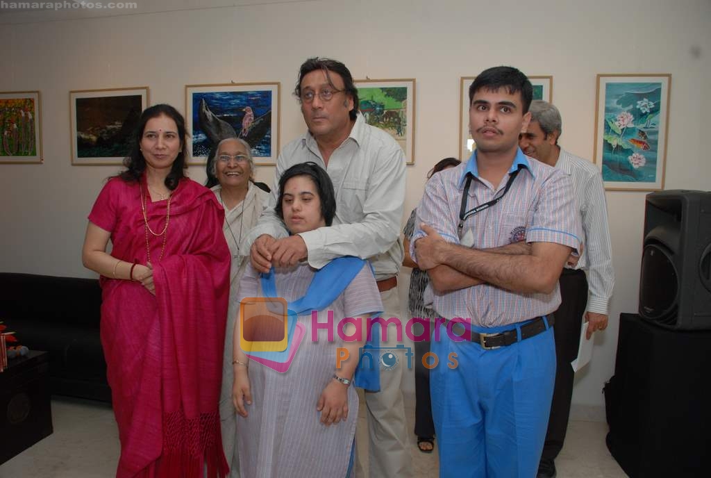 Jackie Shroff at SPJ Sadhana School exhibition at Art & Soul Gallery, Worli, Mumbai on 26th Nov 2009 