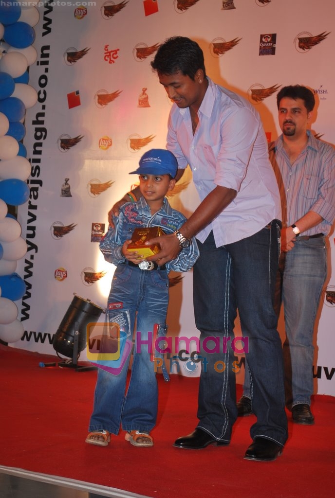 at Make-a-Wish childrens Event in Cuffe Parade, Mumbai on 30th Nov 2009