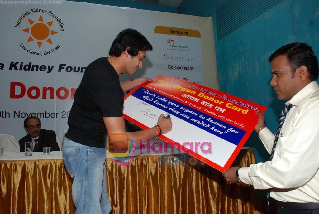 Shreyas Talpade at Narmada Kidney Donation event in Khar Gymkhana on 30th Nov 2009 