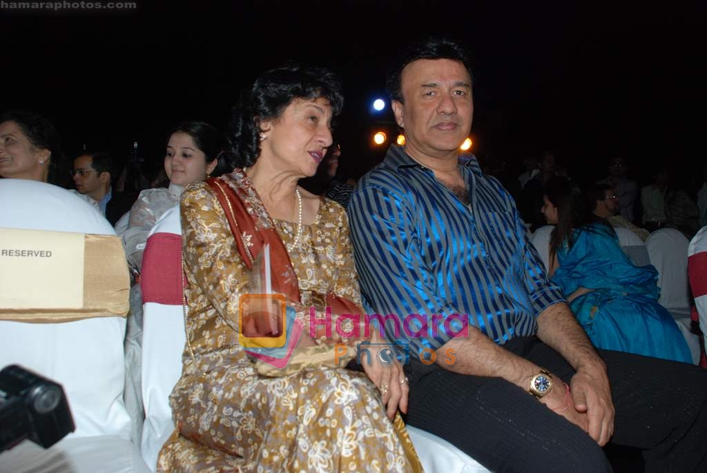 Tanuja, Anu Malik at the French cultural festival Bonjour India in Mumbai on 2nd Dec 2009 