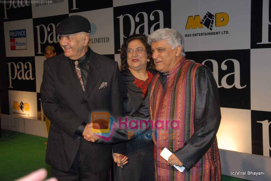 Prem Chopra at Paa premiere in Mumbai on 3rd Dec 2009 