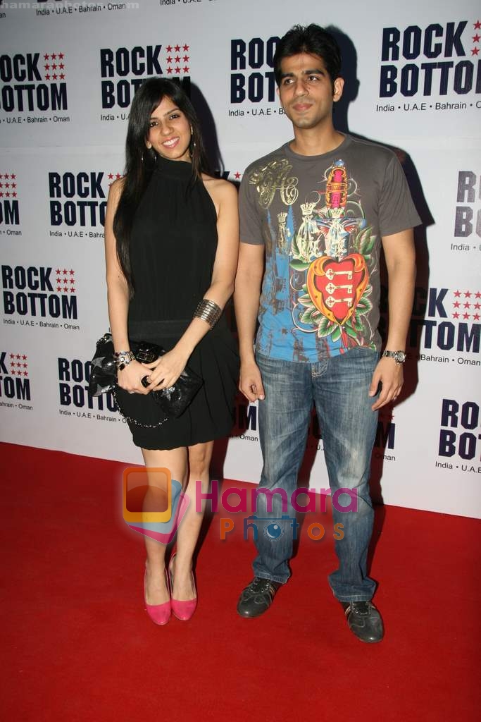 Nishka Lulla at Rock Bottom relaunch bash in Mumbai on 3rd Dec 2009 