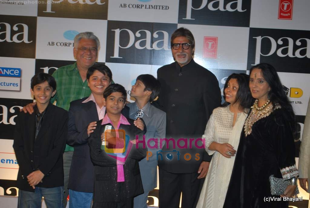 Amitabh Bachchan at Paa premiere in Mumbai on 3rd Dec 2009 