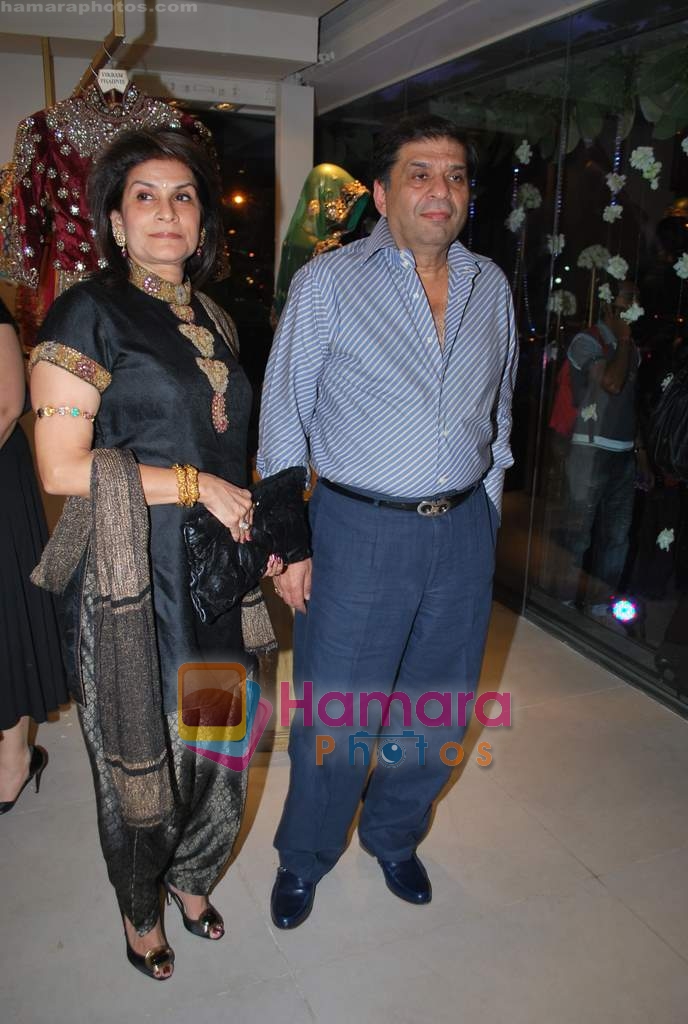 at the Launch of VIKRAM PHADNIS boutique with Malaga  launches his exclusive boutique in Juhu on 12th Dec 2009 