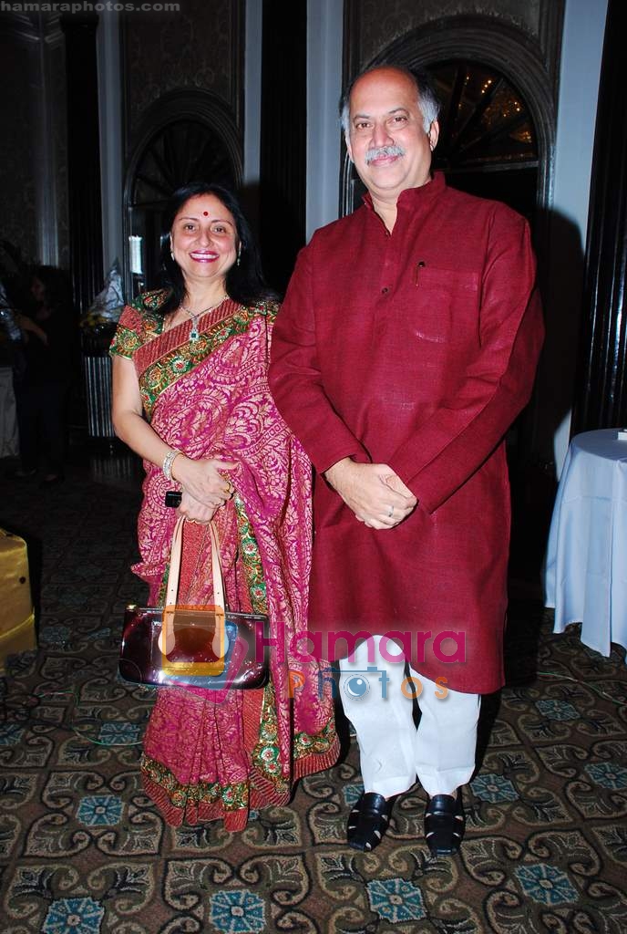  at tycoon Manoj Jayaswal's daughter wedding Swati with Lalit Tayal in Taj on 19th Dec 2009 