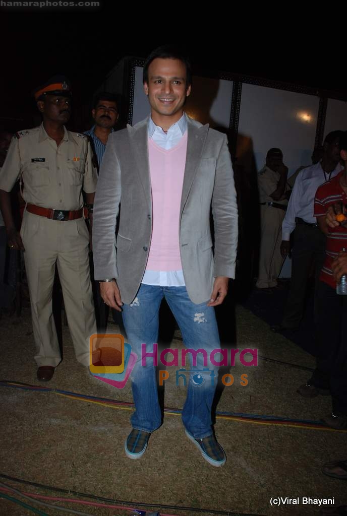 Vivek Oberoi at Police show in Andheri Sports Complex on 19th Dec 2009 