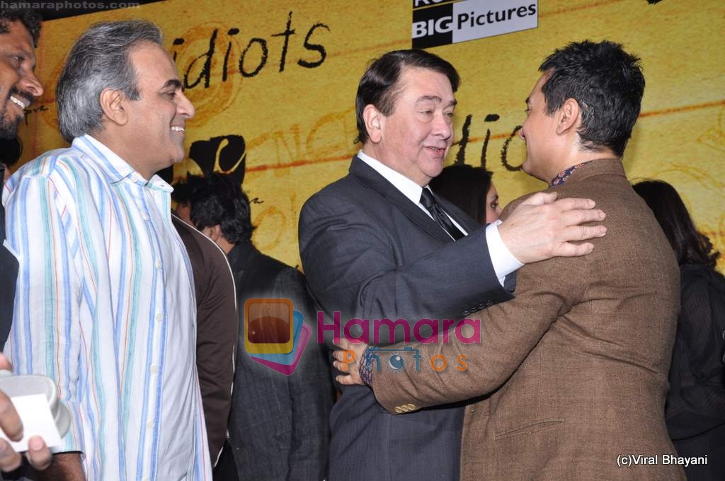 Randhir Kapoor at 3 Idiots premiere in IMAX Wadala, Mumbai on 23rd Dec 2009 