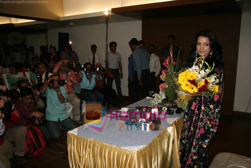 Celina Jaitley at Country Club New Year's bash press meet in Country Club, Andheri on 30th Dec 2009 