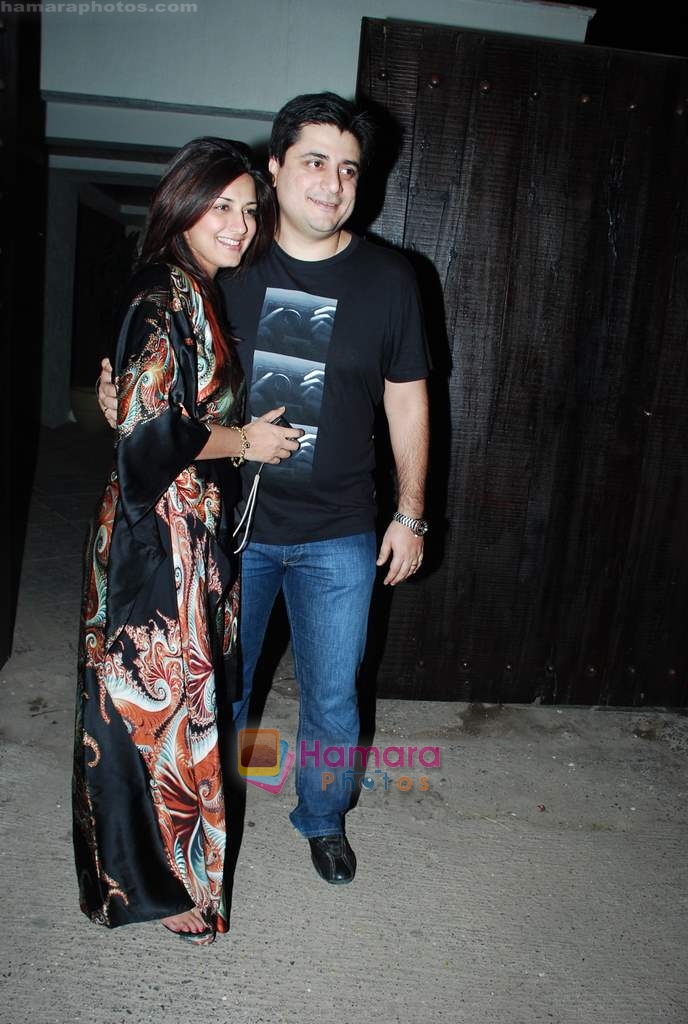 Sonali Bendre, Goldie Behl at Sonali Bendre's birthday bash in Juhu Residence on 31st Dec 2009 