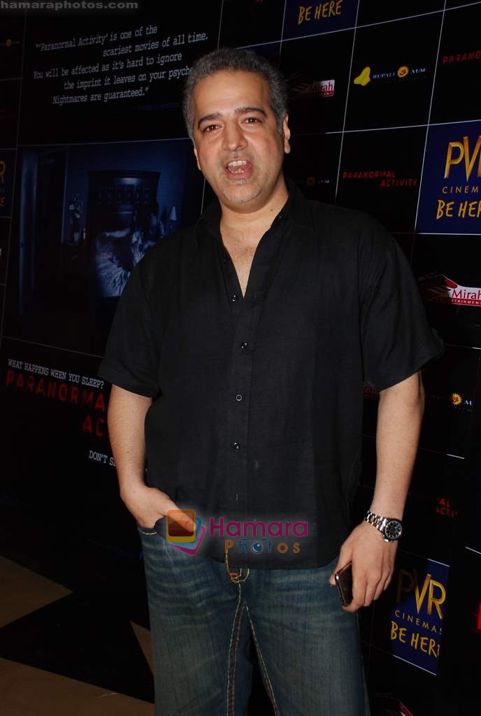 Ravi Behl at Paranormal Activity film premiere in PVR on 5th Jan 2010 