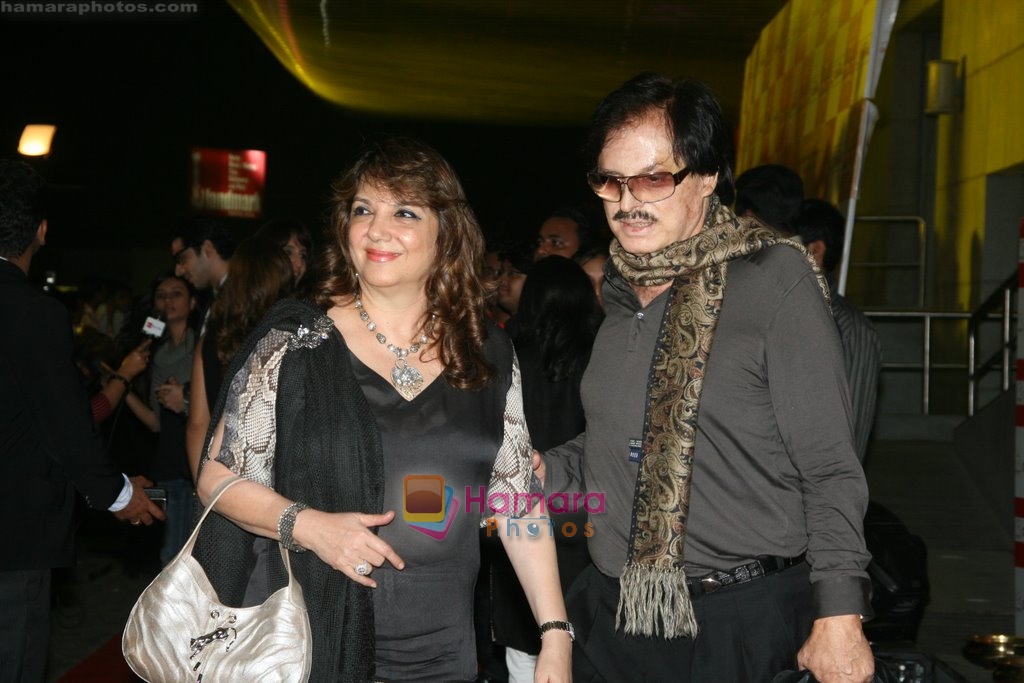 Sanjay Khan at the Premiere of Dulha Mil Gaya in Cinemax, Mumbai on 7th Jan 2010 