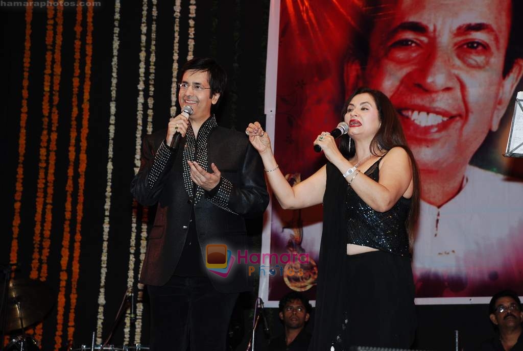 Salma Agha pay tribute to Mahendra Kapoor in St Andrews on 7th Jan 2009 