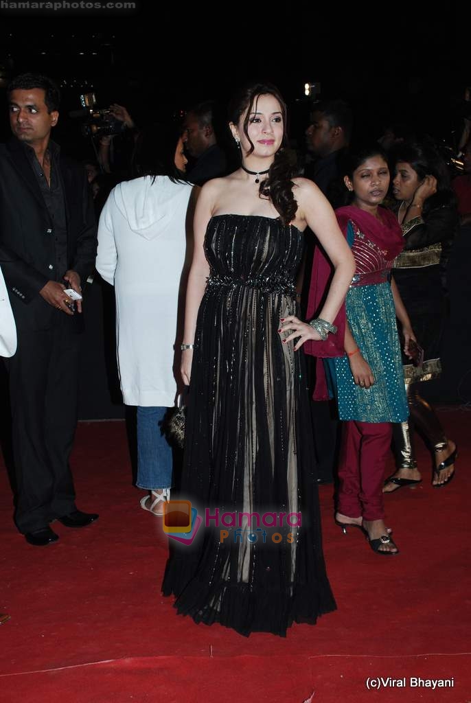 at Star Screen Awards red carpet on 9th Jan 2010 
