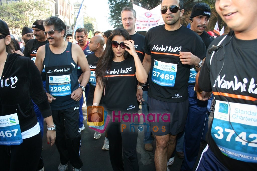Vidya Balan at SCMM marathon in Mumbai on 17th Jan 2010 