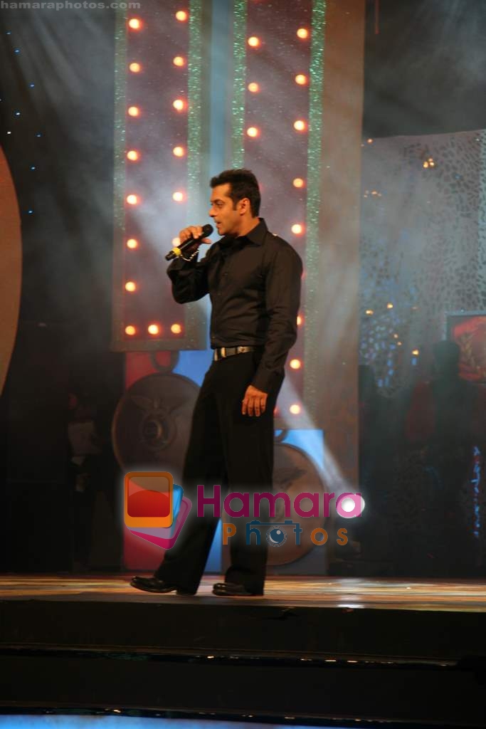 Salman Khan at CID Galantry Awards in Taj Land's End, Mumbai on 19th Jan 2010 