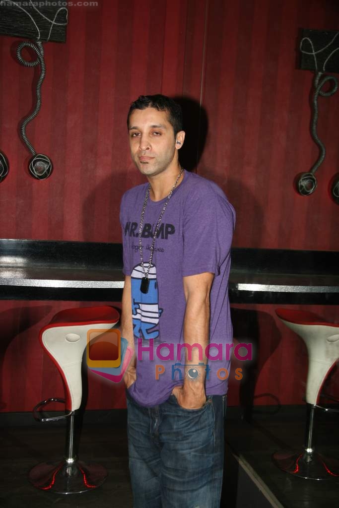 Ishq Bector at Rehan Shah's bday bash in Twist on 20th Jan 2010 