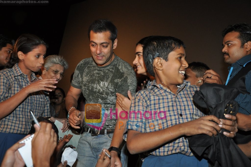 Salman Khan at St Catherine's Home in Andheri on 22nd Jan 2010
