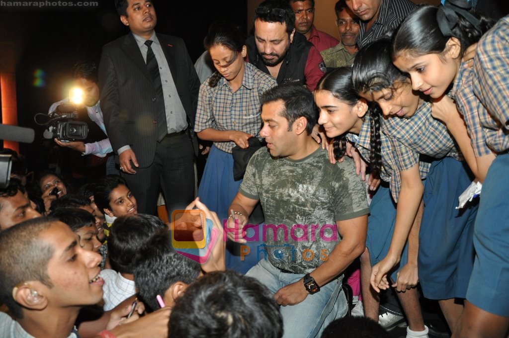 Salman Khan at St Catherine's Home in Andheri on 22nd Jan 2010 
