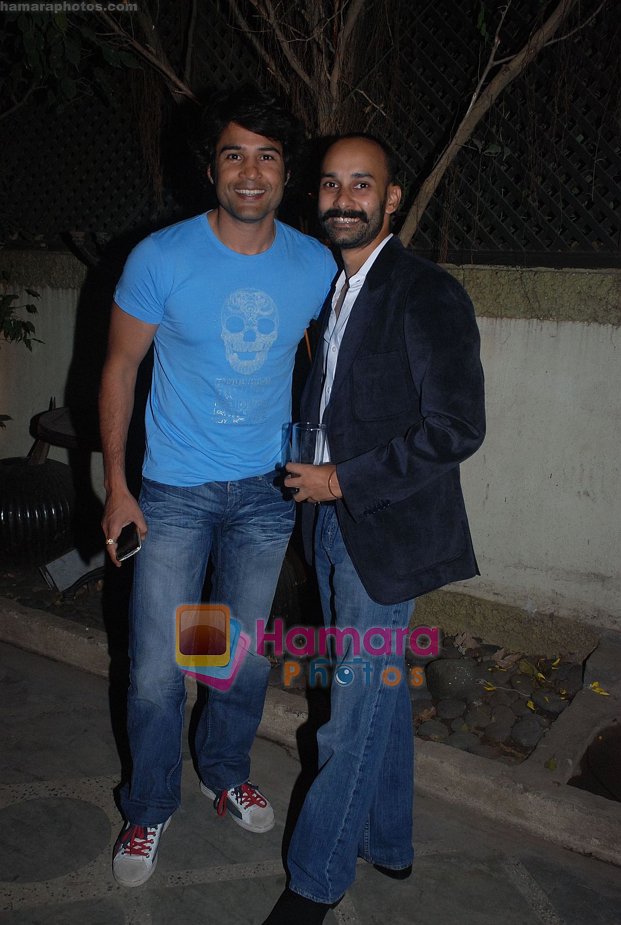 Rajeev Khandelwal and Rahul Aggarwal at Rahul Aggarwal's Birthday Bash in Penne on 15th Jan 2010