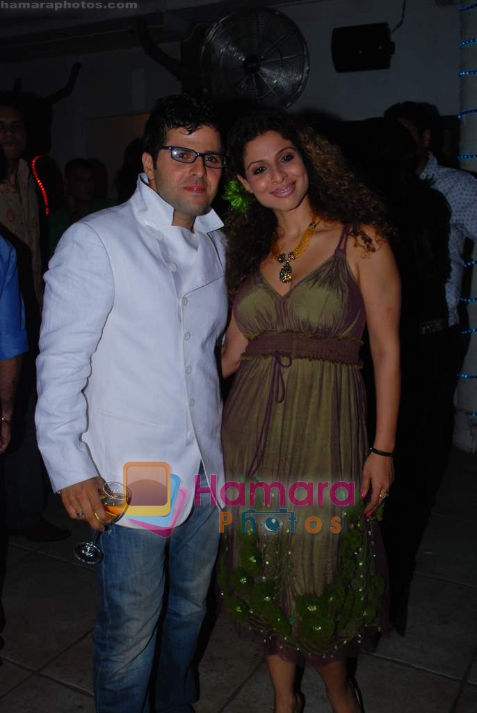 Tanaaz Currim and Bhaktiyar at Twist Re-launch in Juhu on 27th Jan 2010 