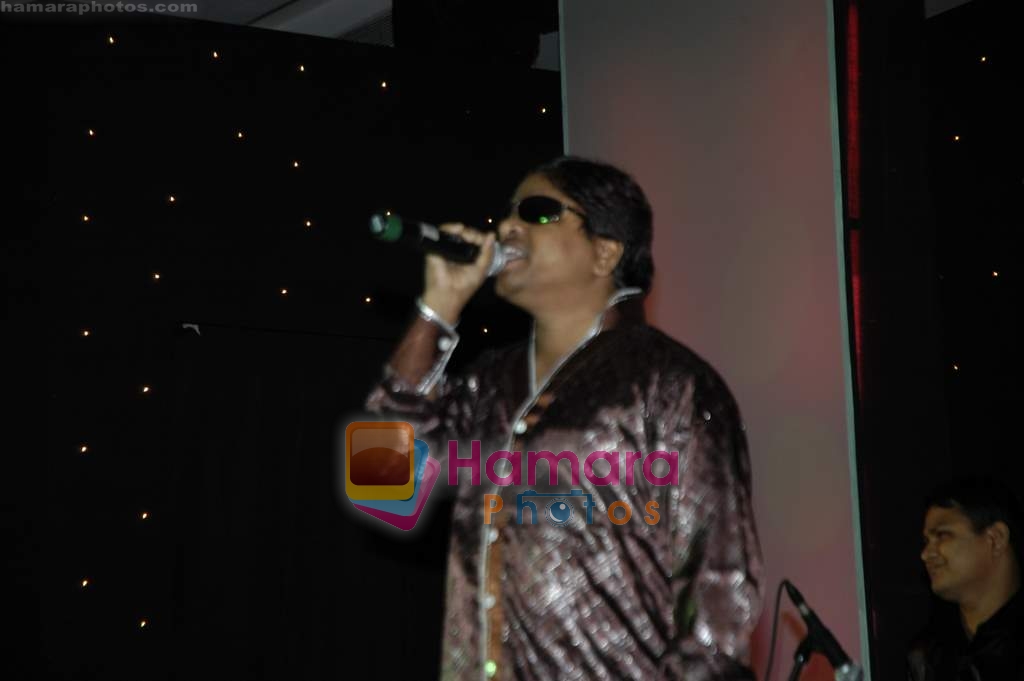 at Big Mumbaikar Awards in Andheri on 4th Feb 2010 