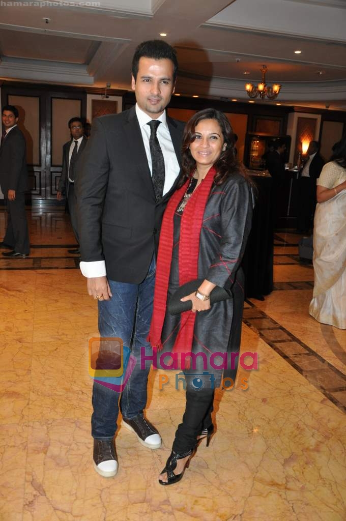 Rohit Roy, Mansi Joshi Roy at Standard Chartered and Taj Lands End dinner in Taj Land's End on 5th Feb 2010 