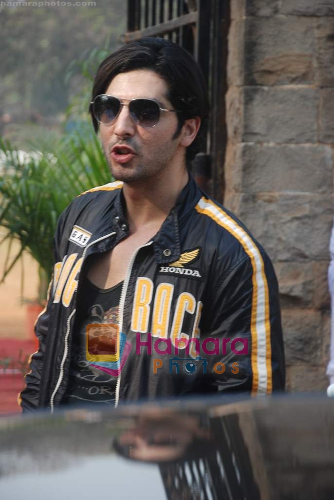 Zayed Khan at Jamanabai's All India Football tournament in Juhu on 6th Feb 2010 
